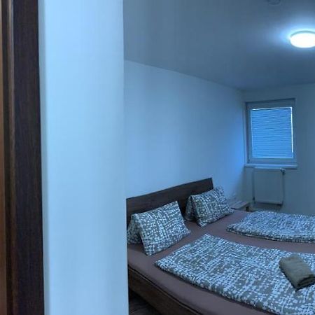 Hotel Tatra Малацки Екстериор снимка